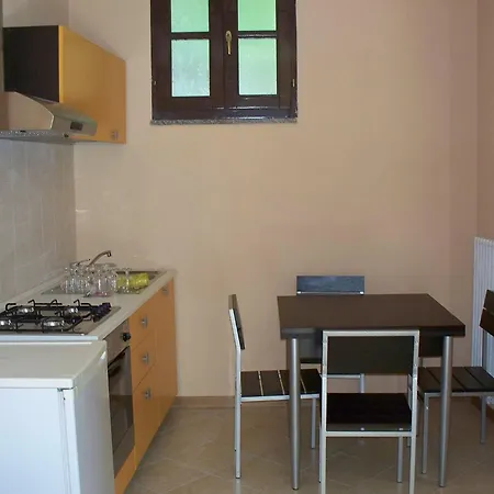 In Intra With And Mountain Views 別荘